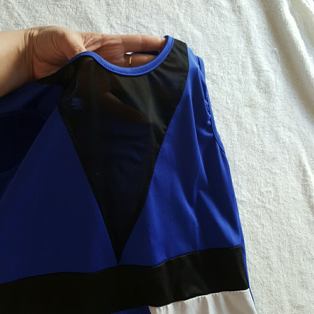 Dress - Picture 2 of 2