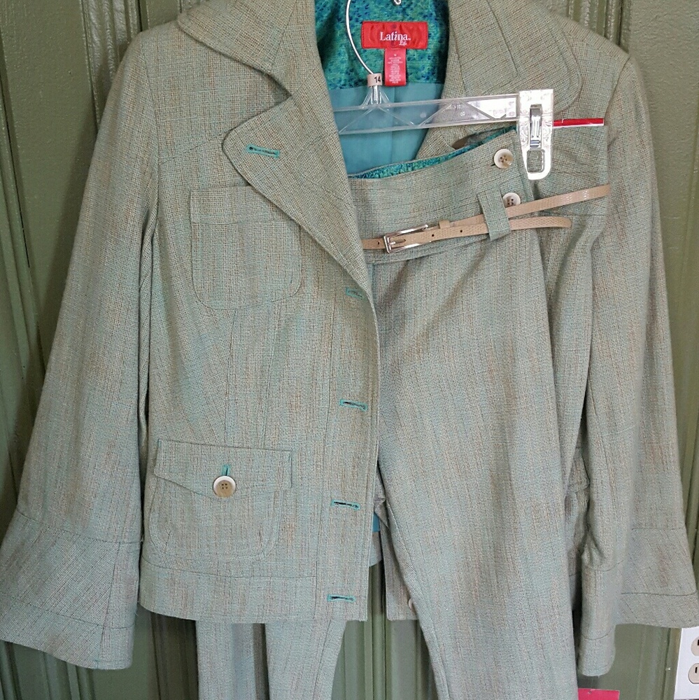 Pants suit - Ankle length pants