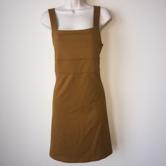 BCBGMaxAzria Dresses & Skirts - BCBGMAXAZRIA Dress