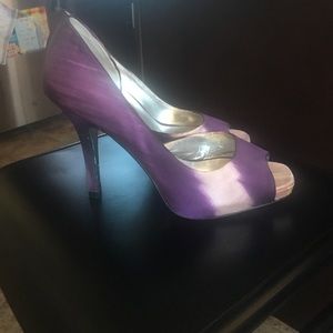 Jessica Simpson spiked heels