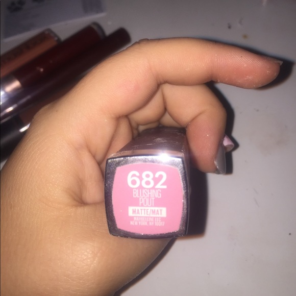 Lipstick bundle!!! - Picture 7 of 7