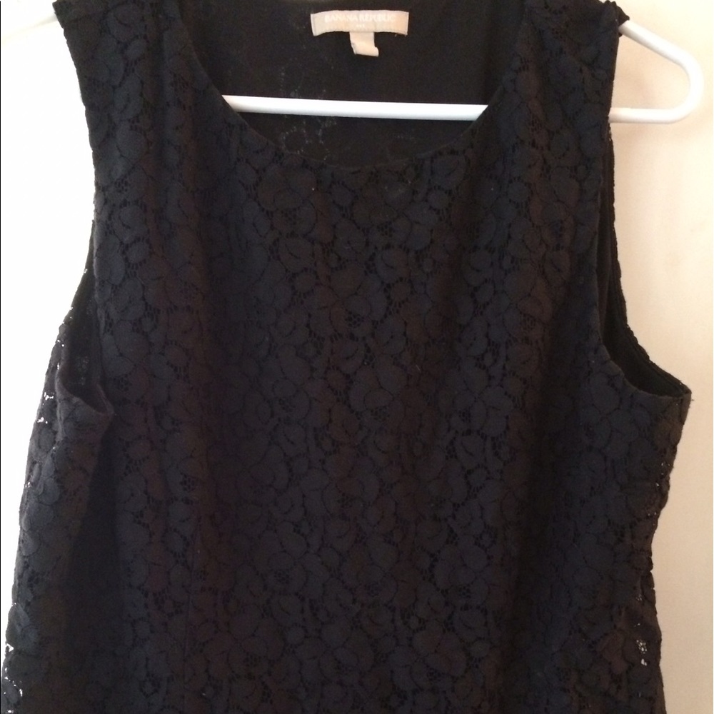 Banana Republic sleeveless shirt