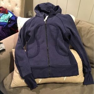Lululemon scuba hoodie size 8