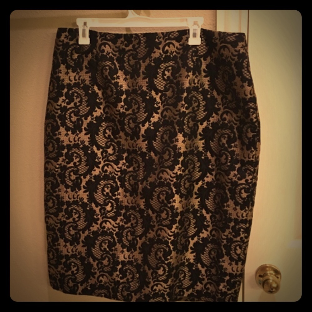 Woven full midi skirt