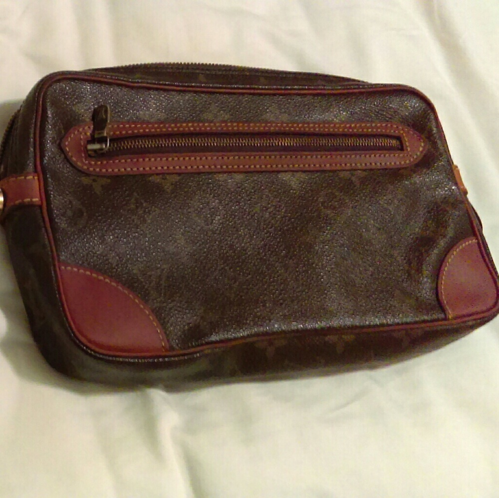 SOLD Louis Vuitton Marly Dragonne Clutch bag/purse