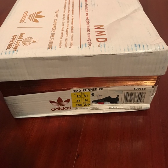 adidas Other - Adidas gym shoes!!