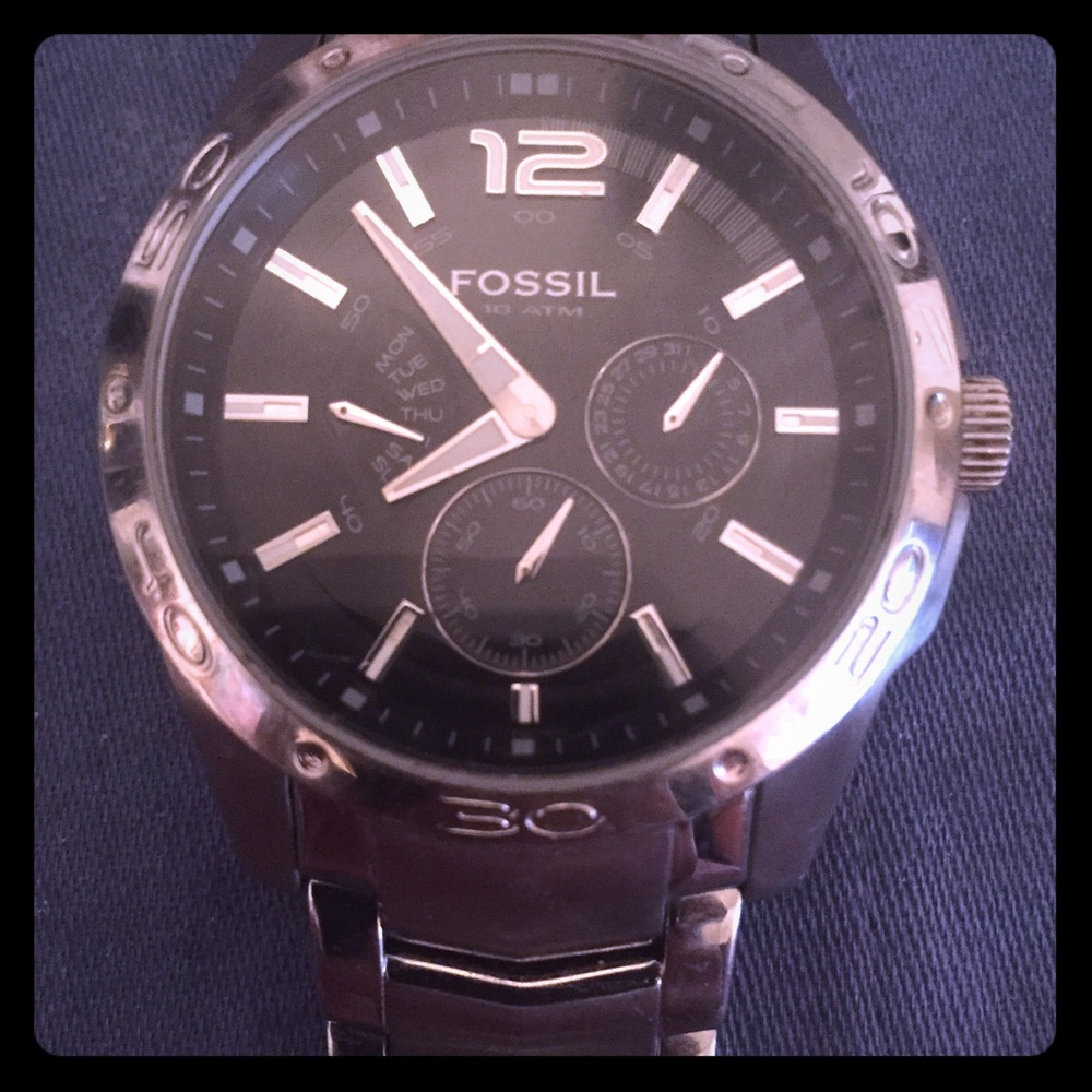 Fossil Watch - Picture 2 of 3