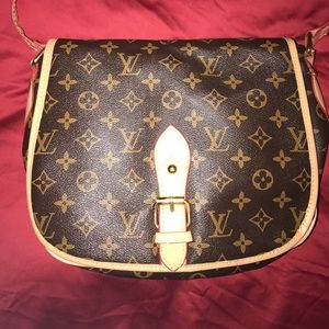 LOUIS VUITTON PURSE
