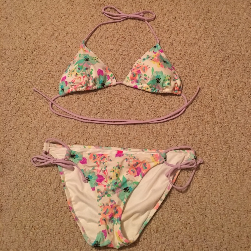 Victoria's Secret bikini