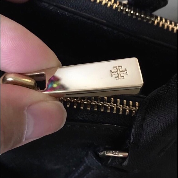 Tory Burch Robinson Multi Satchel - Picture 3 of 6