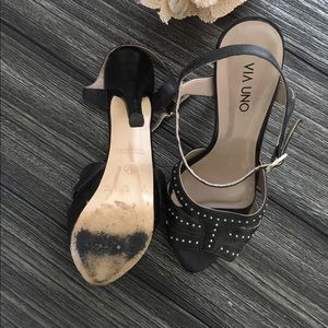 VIA UNO Heels