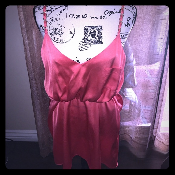 2B Bebe Dresses & Skirts - Brand new 2be Bebe summer dress 👗