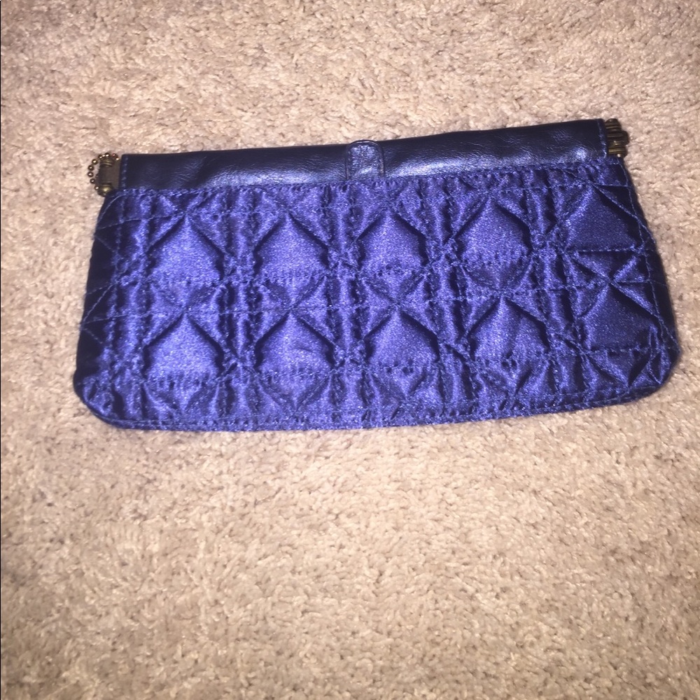 blue clutch