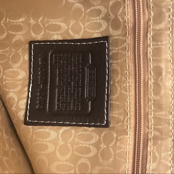Coach Handbag - Picture 4 of 6