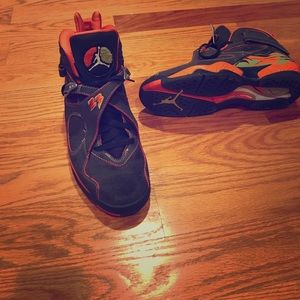 Air Jordan 8's