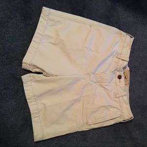 White Hollister cargo shorts