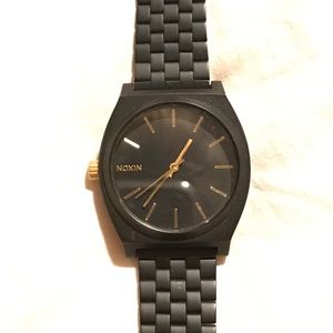 Nixon black stainless Steel unisex watch