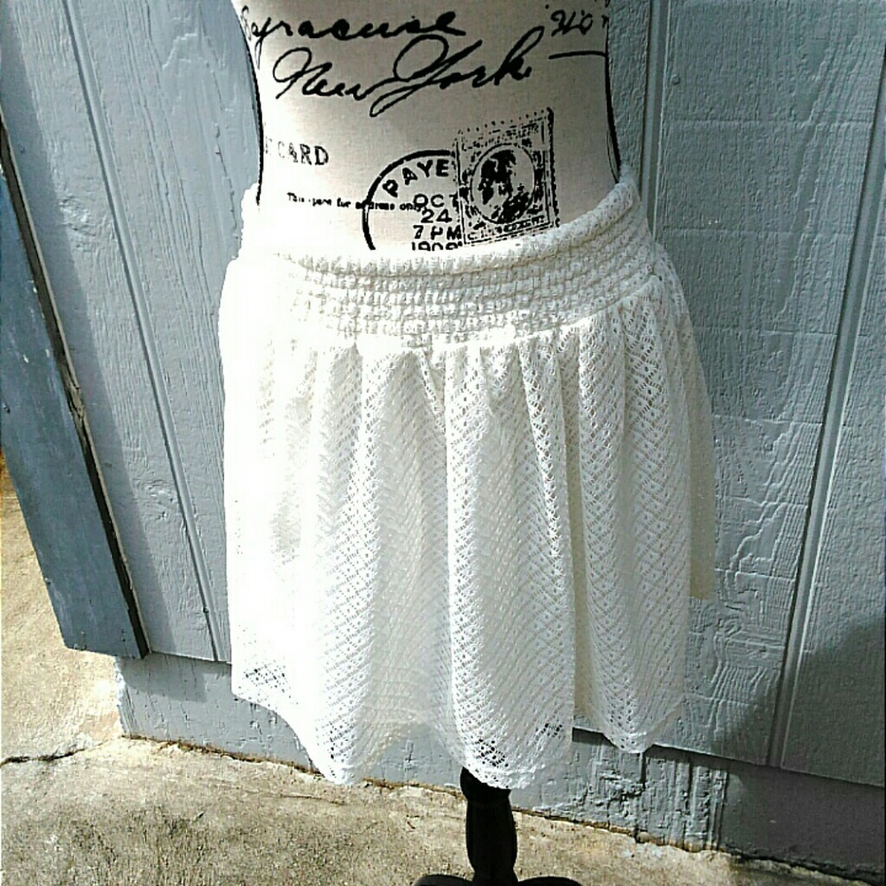 NWOT Lace White Skirt
