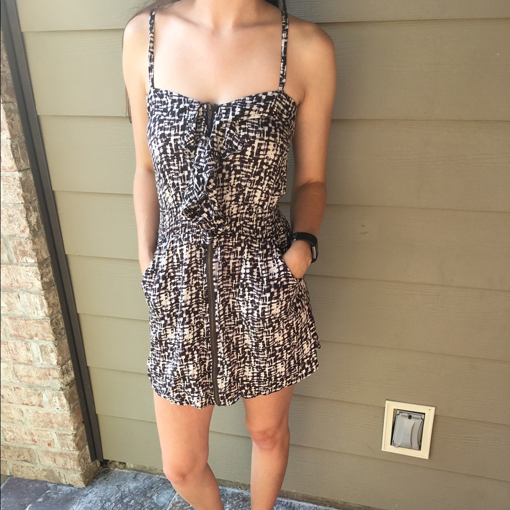 Zipper Front Ruffle Dress with Pockets