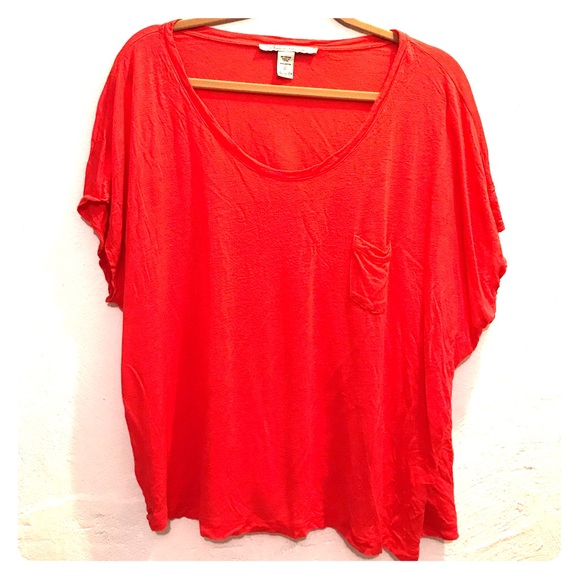 Shirt - Picture 1 of 3