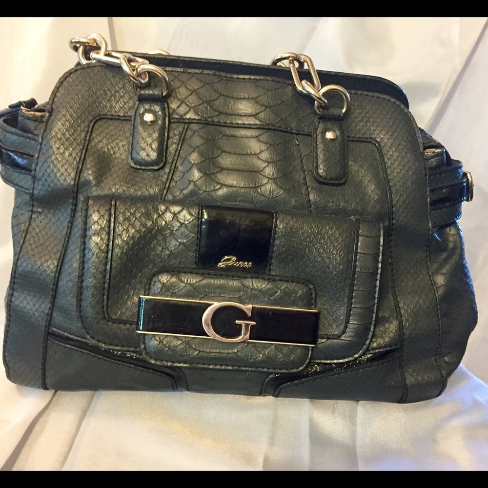 Guess purse