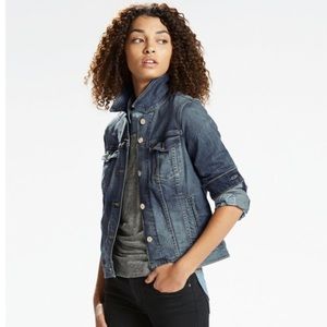 Levi's NEW classic stretch trucker jacket size XS