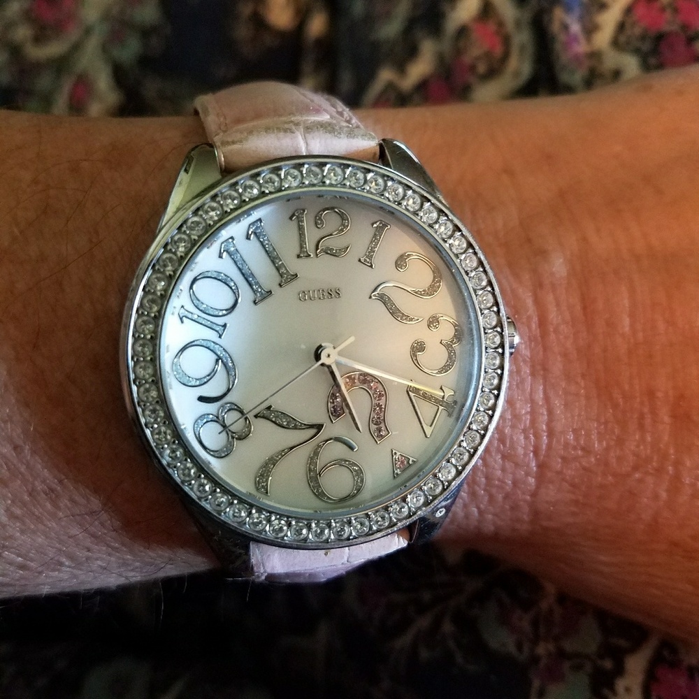 GUESS watch