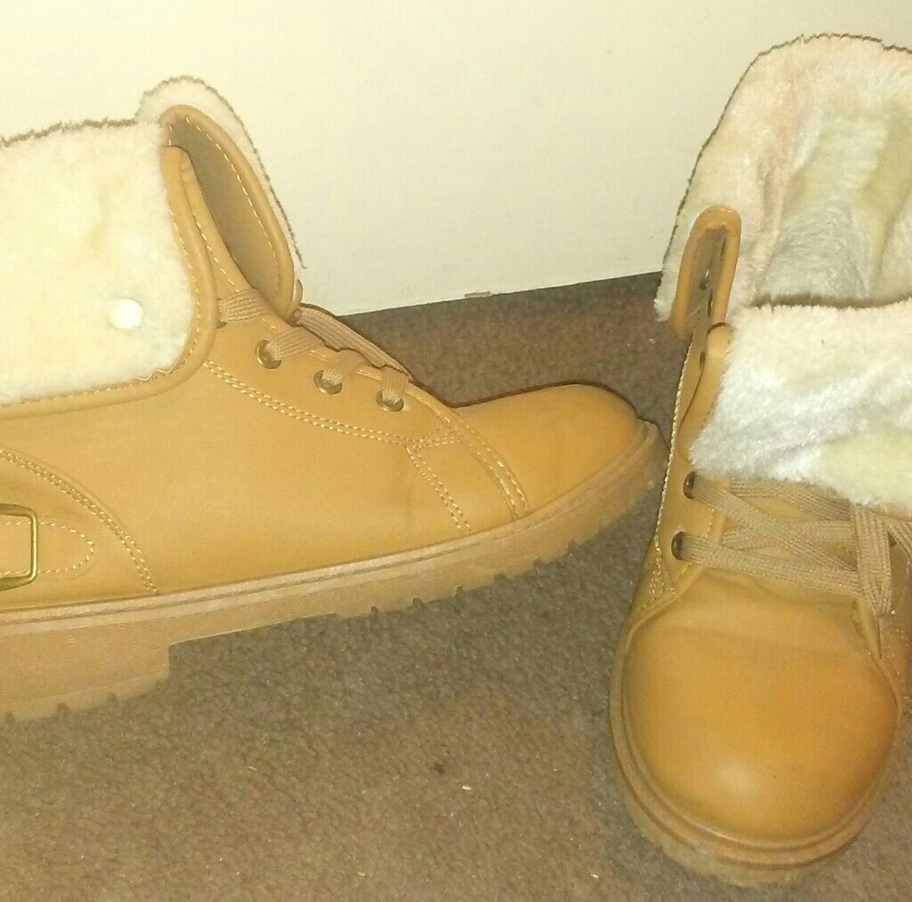 Faux lined inside boots