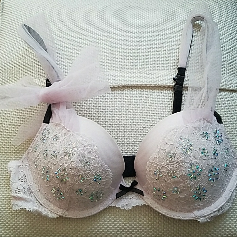 Victoria's secret 32c bra nwot