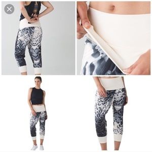 NWT Lululemon dance to yoga pant🎊❤️