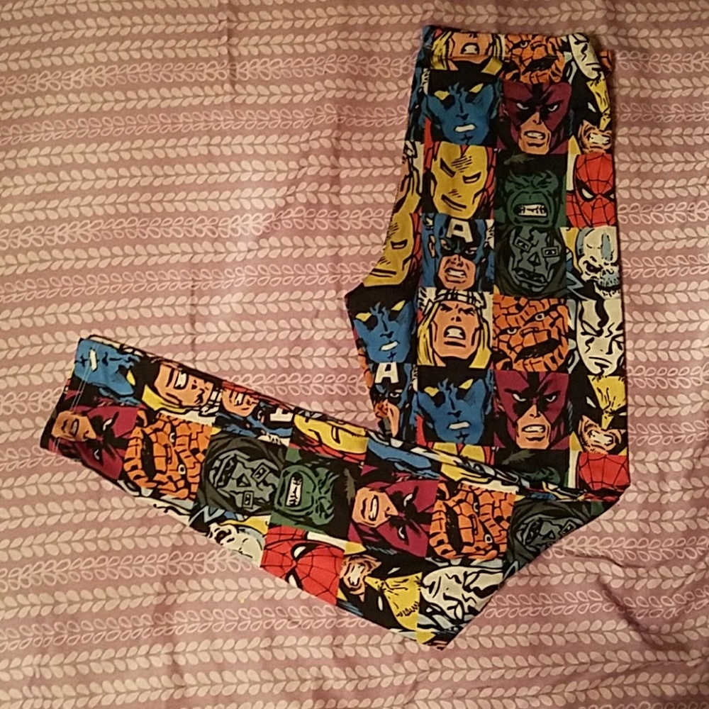 Marvel print spandex leggings