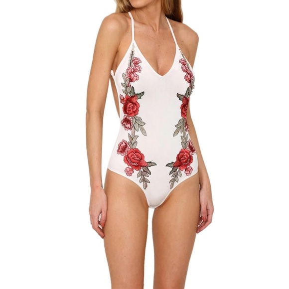 Embroidery backless swimsuit 👙 - Picture 1 of 7