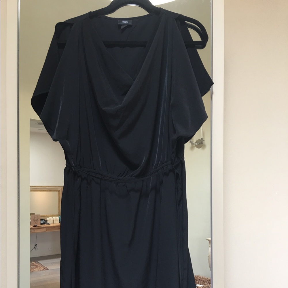 Very comfy black stress size XXL above knee