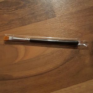 Cream shadow makeup brush