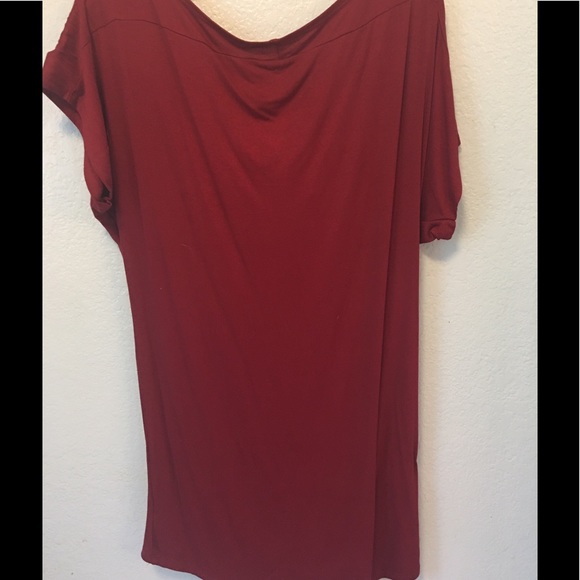 XL WINE COLORED LONG SHORT SLEEVE LEGGINGS TOP NWO - Picture 2 of 3