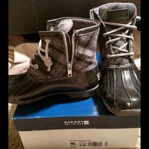 Sperry duck boots