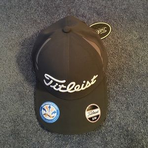 NWT Gray Titleist hat