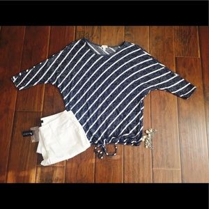 Blue & White Lightweight 3/4 sleeve sweater