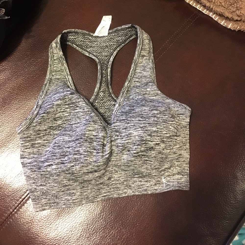 Sports bra
