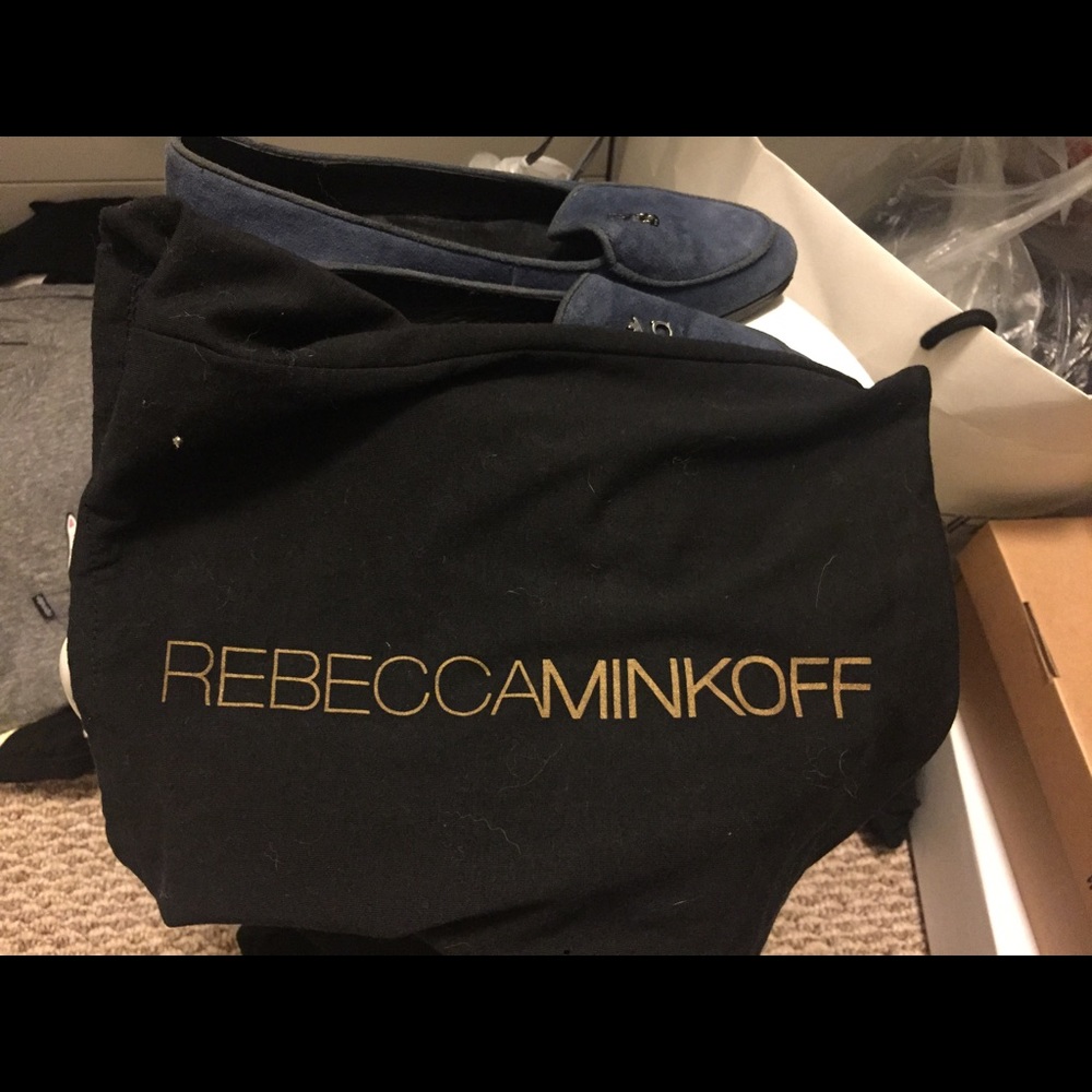Rebecca Minkoff Flat, navy with red heel - Picture 5 of 5