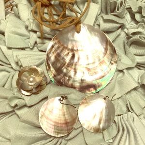 Shell earrings/necklace/ring set