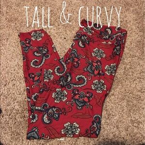 LulaRoe TC red paisley leggings- brand new!