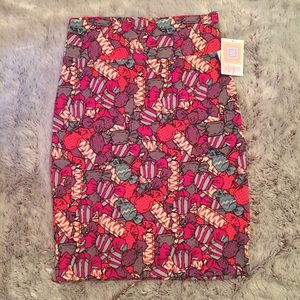 LuLaRoe CANDY PRINT CASSIE SKIRT