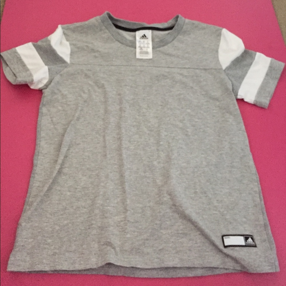 Adidas T-Shirt