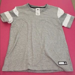 Adidas T-Shirt