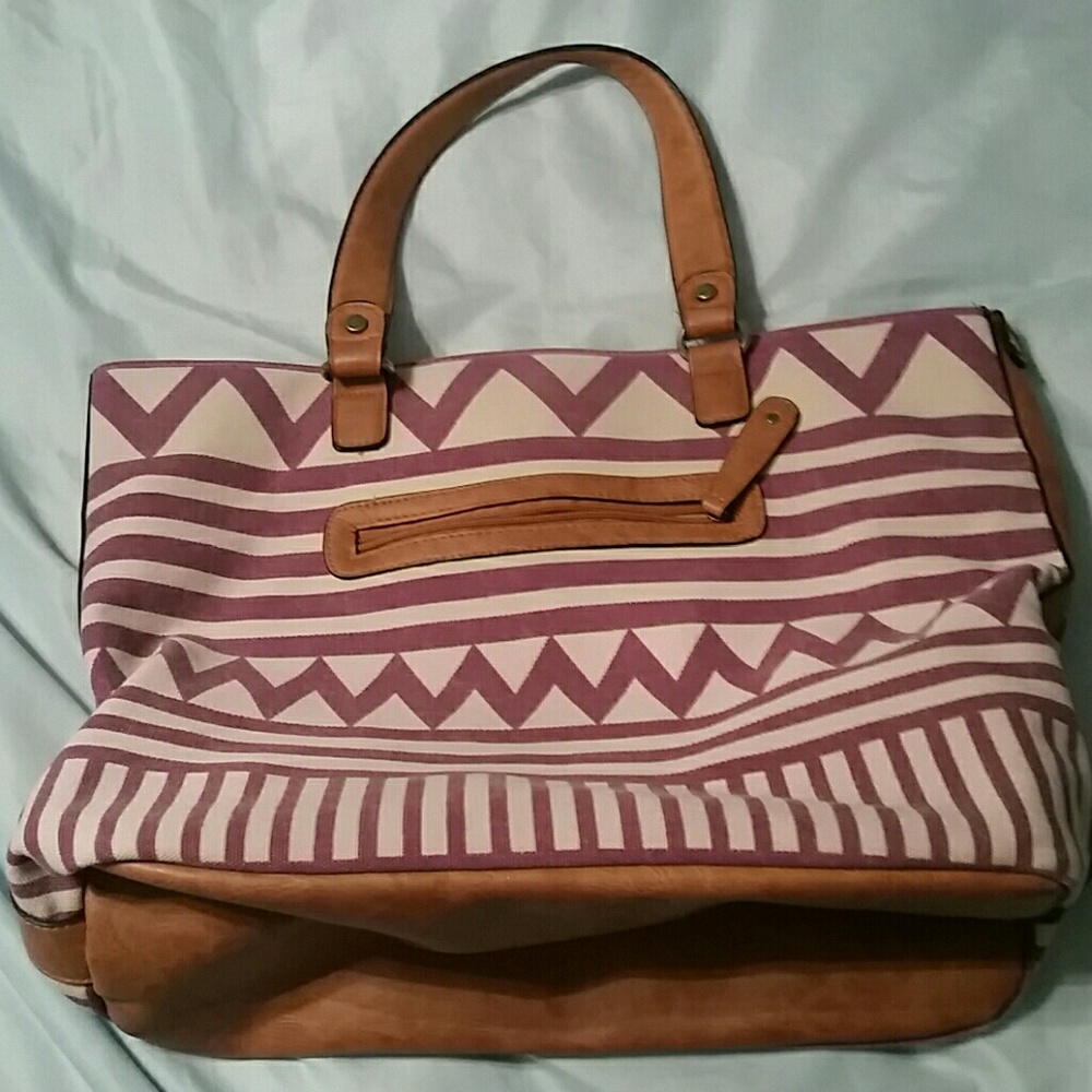Handbag - Picture 2 of 2
