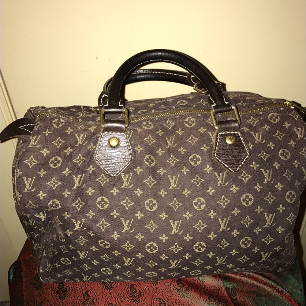 AUTHENTIC LOUIS VUITTON idylle speedy 30 bag.