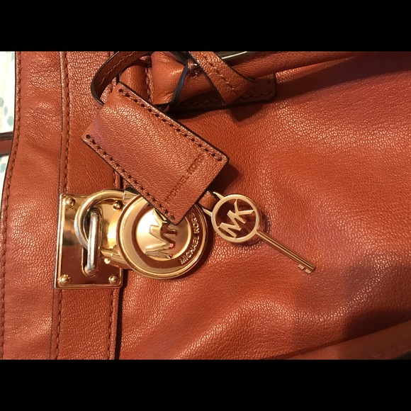 Michael Kors handbag - Picture 3 of 5