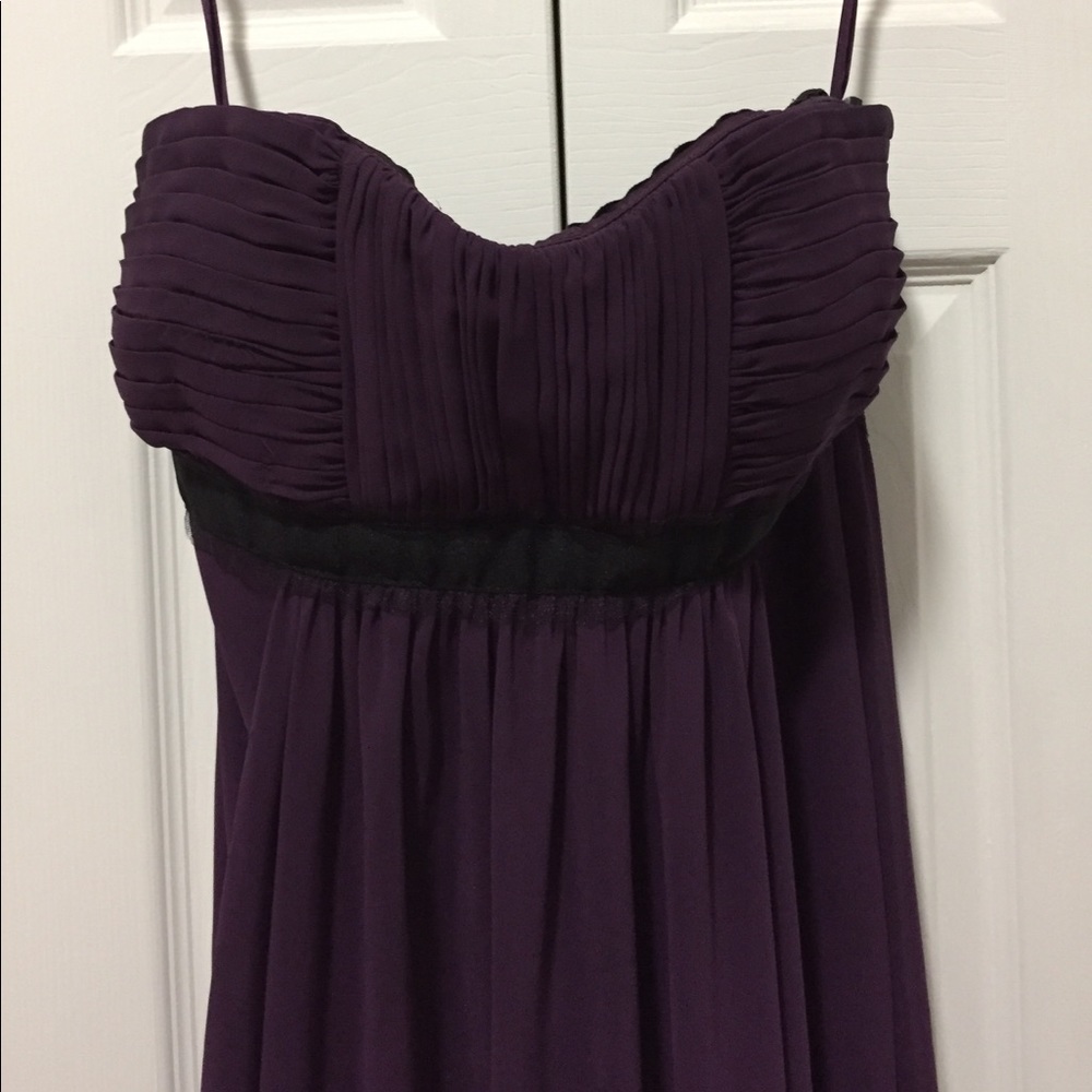 Dress - Picture 2 of 4
