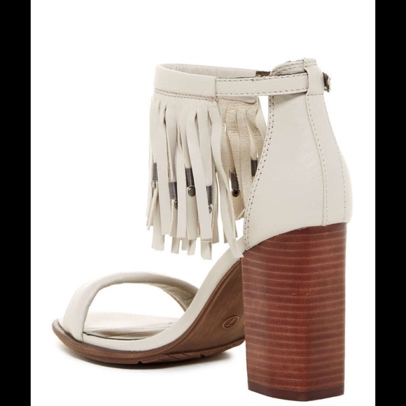 Mia Cristie Block Heel Sandal Cement - Picture 2 of 6
